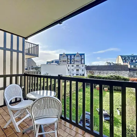 T2 Cosy Avec Terrasse Sud - Centre Deauville