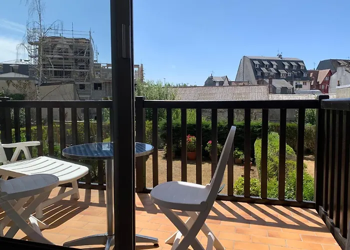 T2 Cosy Avec Terrasse Sud - Centre