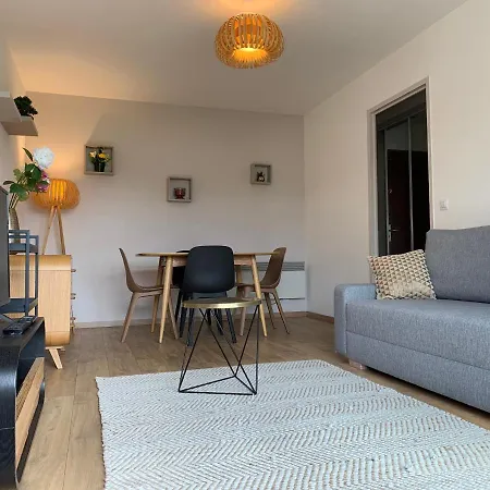 Apartment Cosy T2 Terrasse Sud - Centre Et Hippodrome *